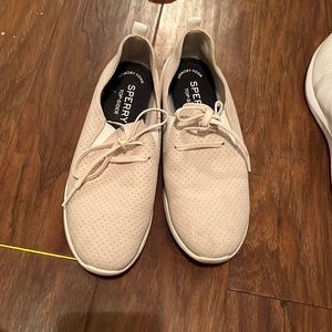 Beige sperry top sider walking shoes